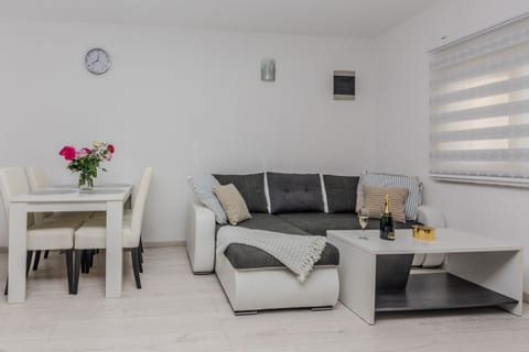 Apartments Lucica - Unit 156248-5