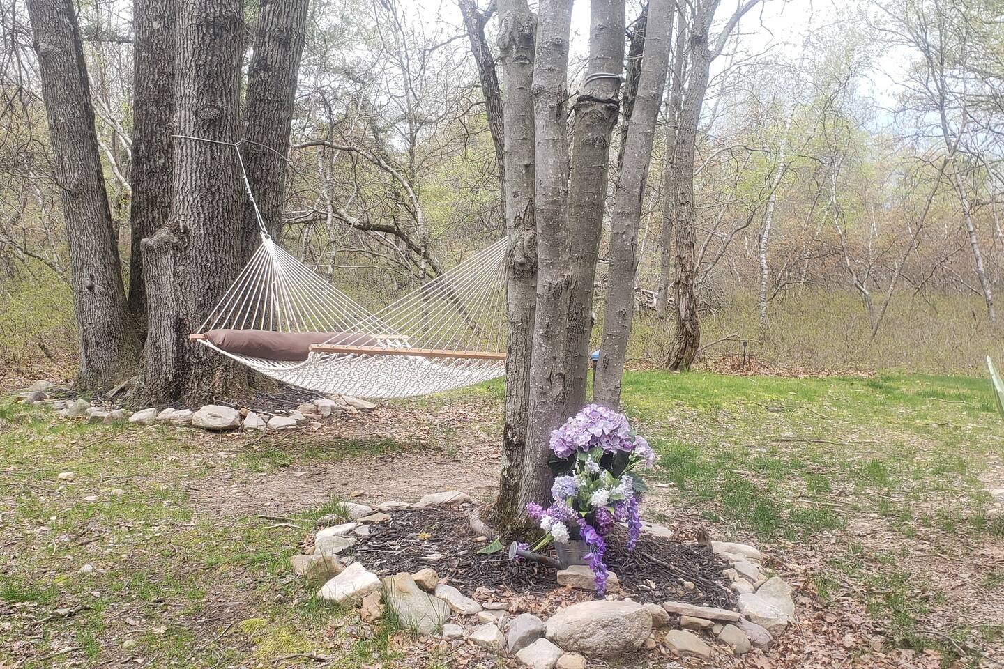 Pepe's Chateau HotTub & Firepit, Jacuzzi, Ev Charger - Long Pond