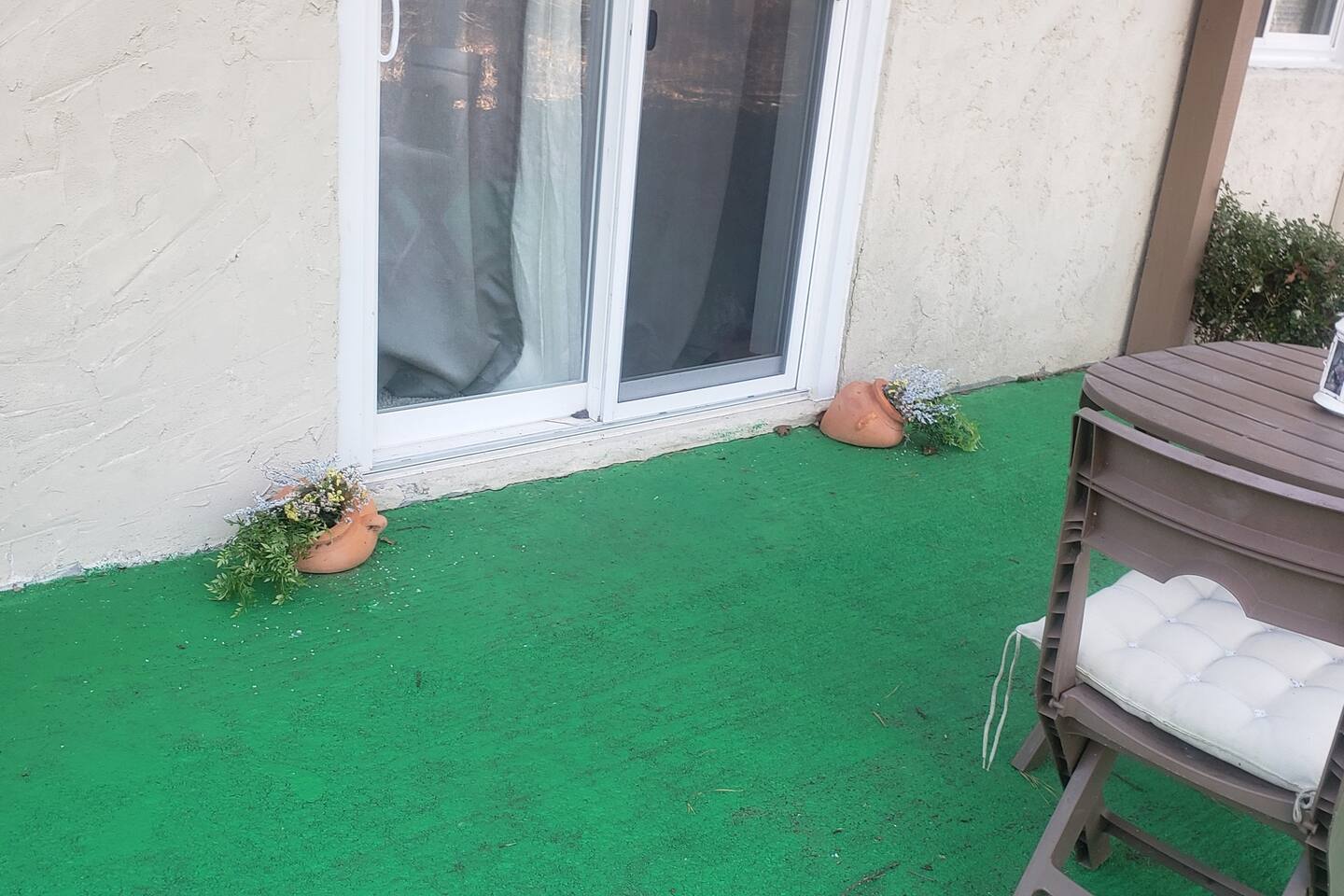 Pepe's Chateau HotTub & Firepit, Jacuzzi, Ev Charger - Long Pond