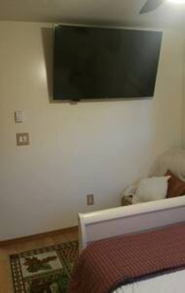 All bedrooms have 4K 60" SMART TVs. 