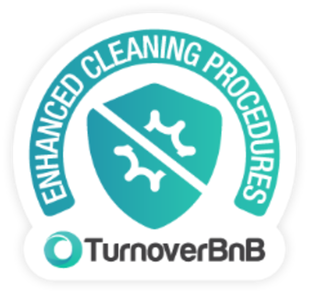 Pepe's Chateau HotTub & Firepit, Jacuzzi, Ev Charger - Long Pond