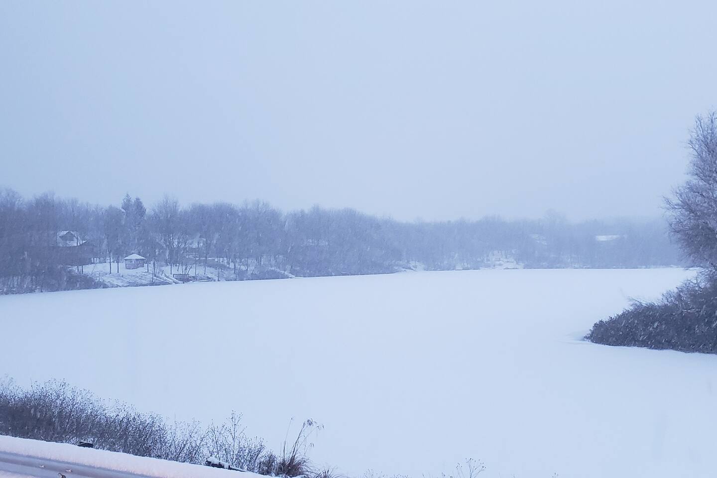 Pepe's Chateau HotTub & Firepit, Jacuzzi, Ev Charger - Long Pond