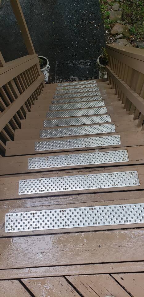 Anti-slip aluminum stair treads for safety during wet and snowy days. Great grips on boots and shoes.