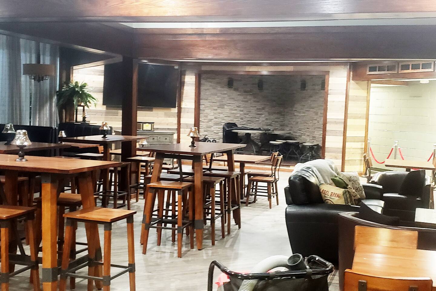 Newly renovated community center restaurant and bar (coming Summer 2022)