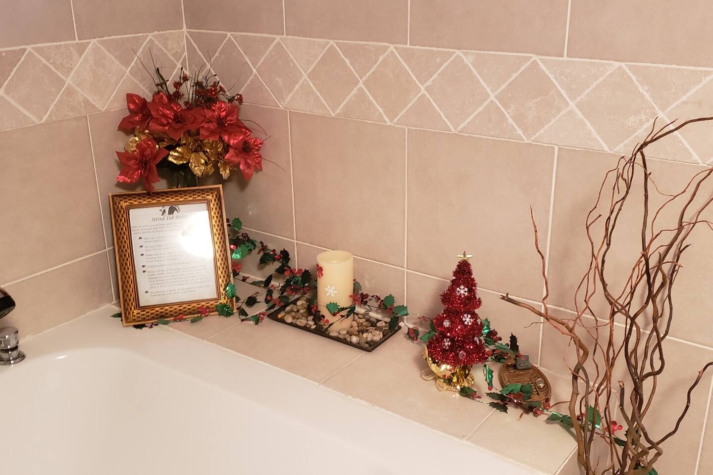 Pepe's Chateau HotTub & Firepit, Jacuzzi, Ev Charger - Long Pond