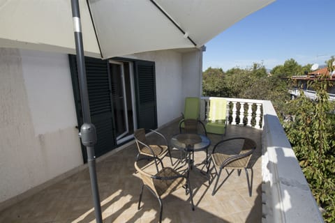 Apartment Jure - Unit 151528-15