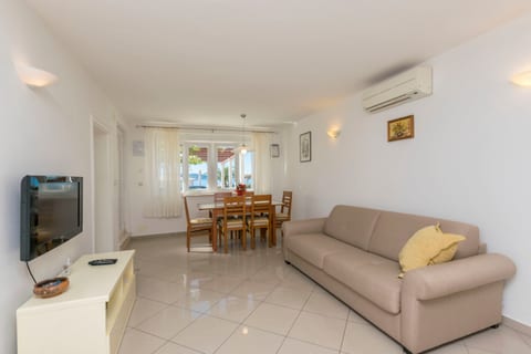 Apartments Maja - Unit 176532-5
