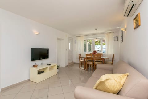 Apartments Maja - Unit 176532-5