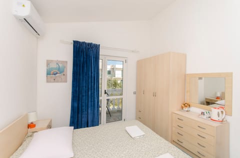 Apartment and Rooms Radojka - Unit 178611-16