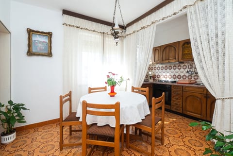 Apartment Luketa - Unit 178518-16