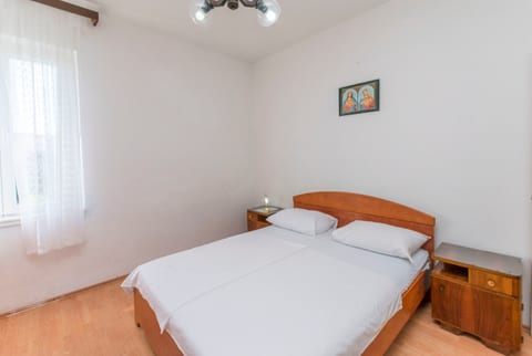 Apartments and Rooms Jakov - Unit 176783-5