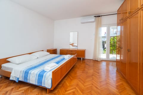 Apartment Davorka - Unit 176574-5