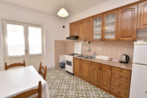 Apartment Damir - Unit 178571-16