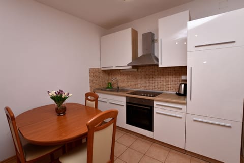 Apartment Tome - Unit 176612-5
