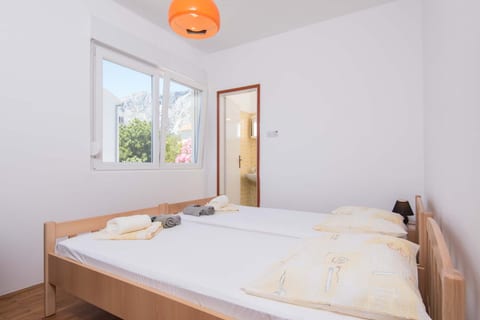 House Costa - Unit 176624-5