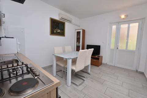 Apartments Jere Proto - Unit 178701-16