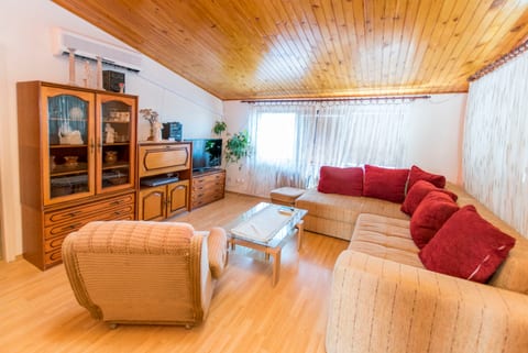 Apartments Jere Proto - Unit 178703-16