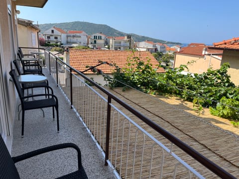 Apartments Paško - Unit 176702-5