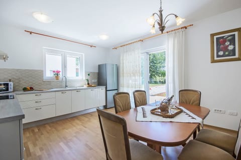 Villa Ana - Unit 176859-5