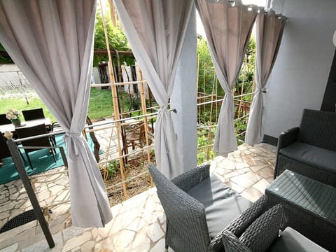 Apartment Amfora - Unit 204800-5