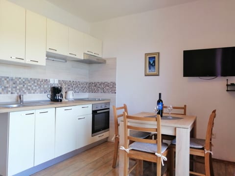 Apartments and Room Carić - Unit 180283-16