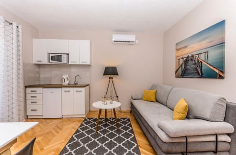 Apartments Cozy apartments - Unit 205985-16