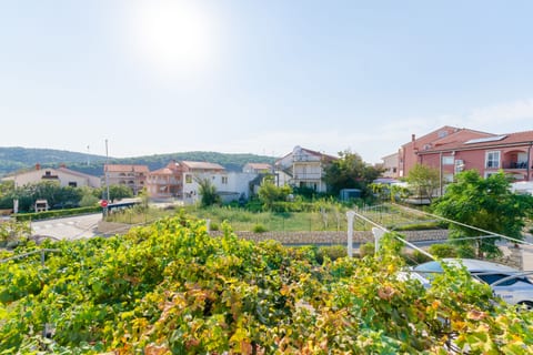 Apartments Helena - Unit 207014-16