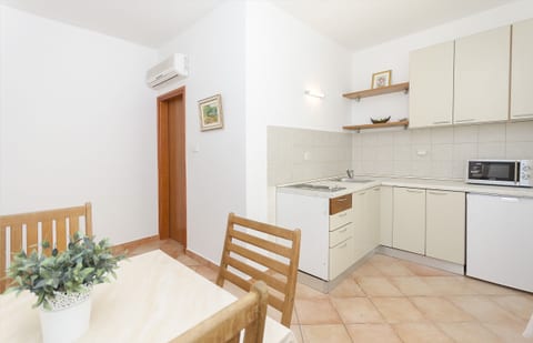 Apartments Karolina - Unit 179414-16