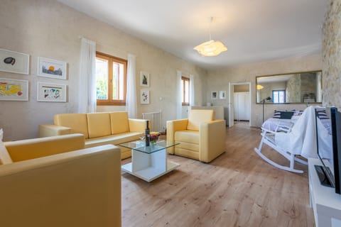 House v - Unit 179445-16