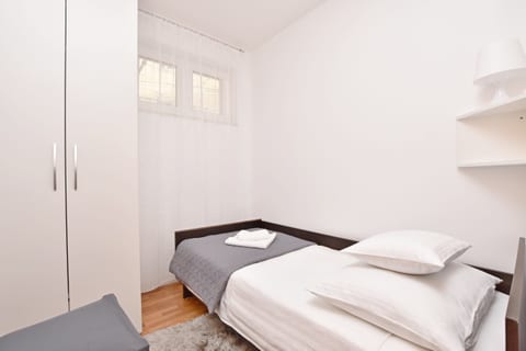 Apartment Mate - Unit 179556-16