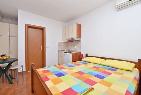 Apartments and Rooms Iva - Unit 179725-16