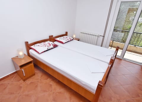 Apartments and Rooms Iva - Unit 179728-16