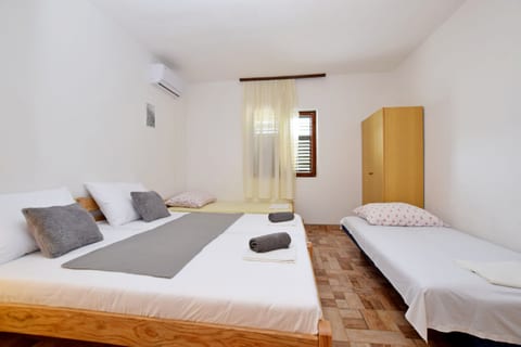 Apartment and Rooms Mila - Unit 179874-16