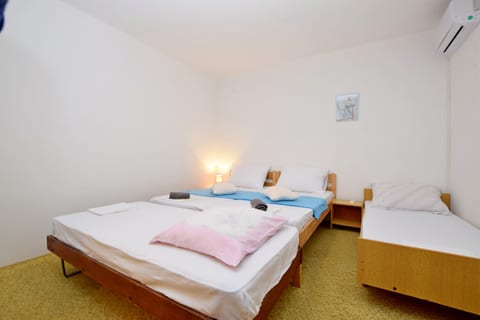 Apartment and Rooms Mila - Unit 179875-16