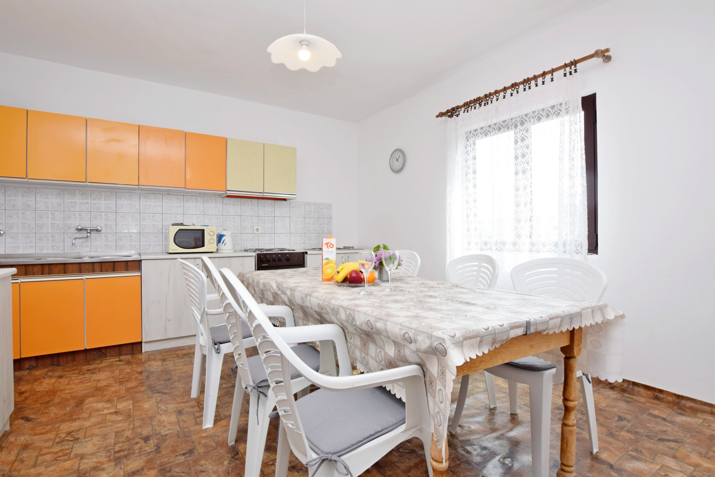 Apartment and Rooms Mila - A4 - Starigrad