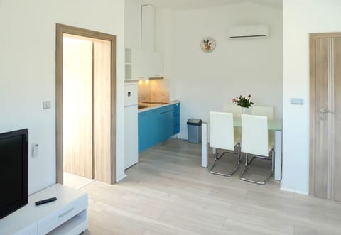 Apartments Sunset - Unit 179939-16