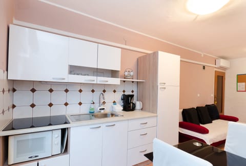 Apartments and Room Mirjana - Unit 179947-16