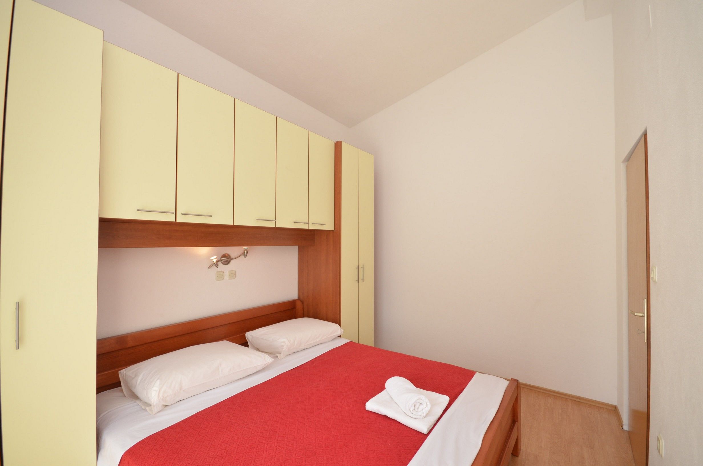 Apartments Sklopina - A2 - Starigrad