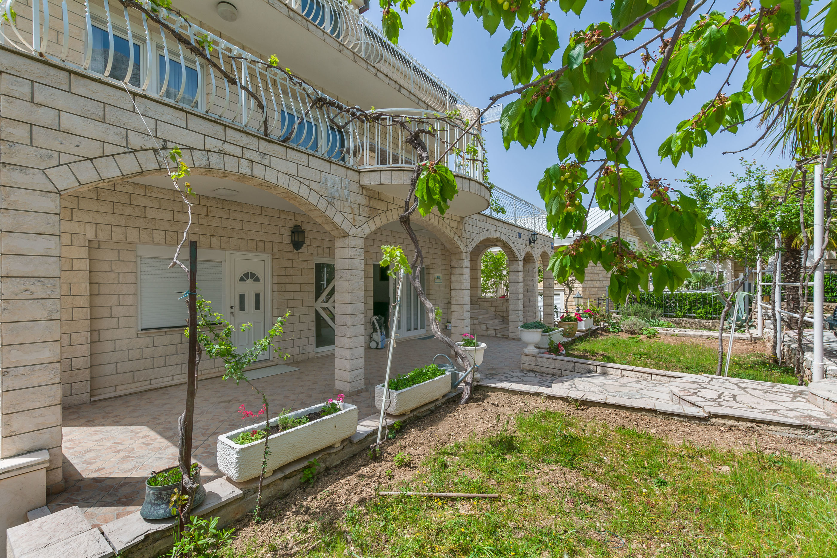 Apartments Luca - A5 - Omiš Apartments Luca - A5 - Omiš