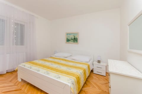 Apartment Sime - Unit 180013-16