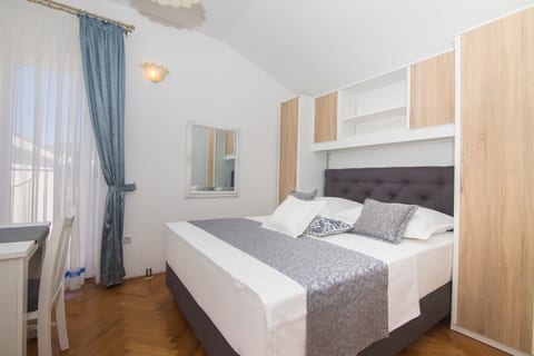 Apartments and Rooms Kapulica - Unit 180071-16
