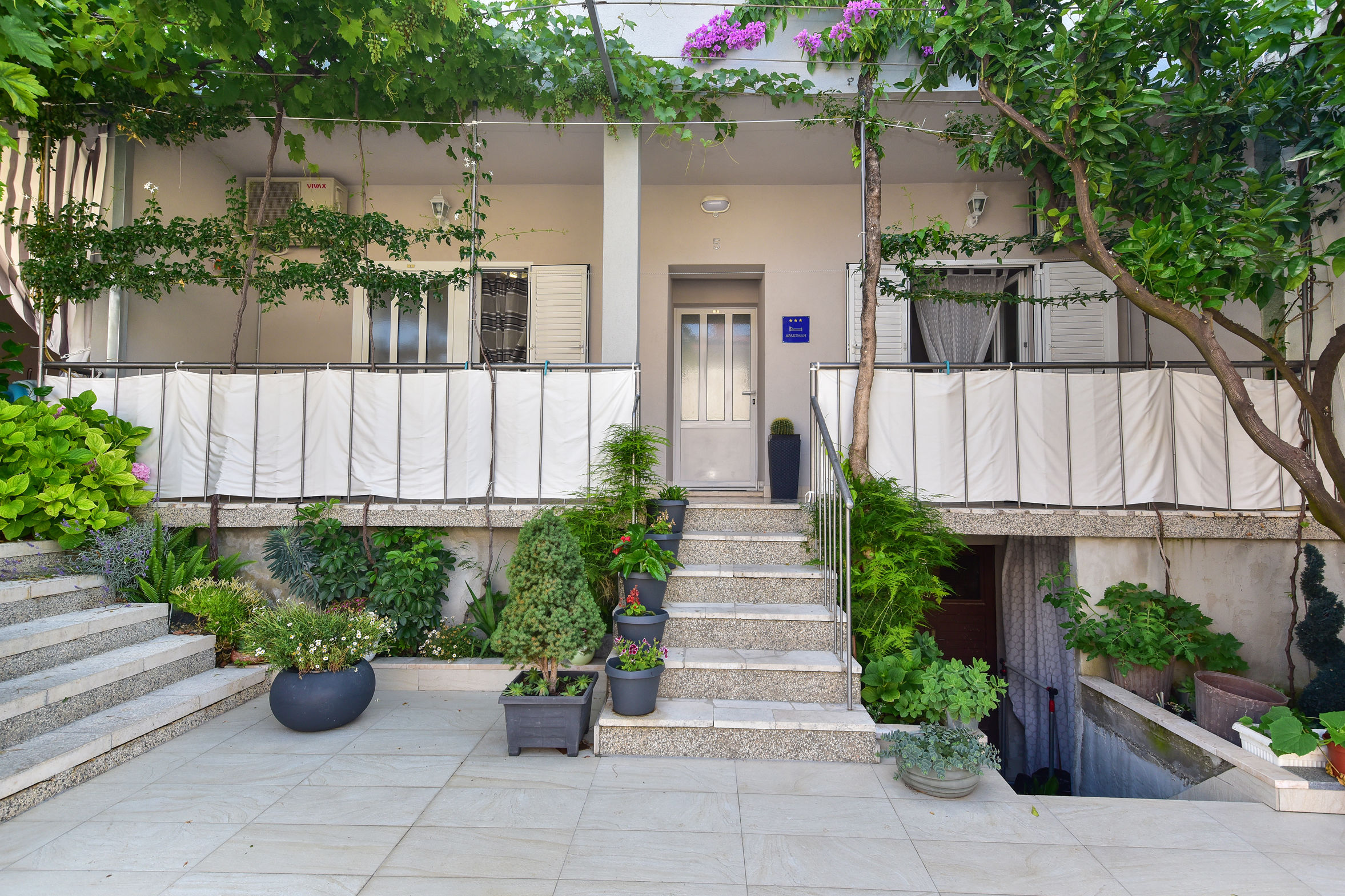 Apartments Bernarda - A1 - Makarska