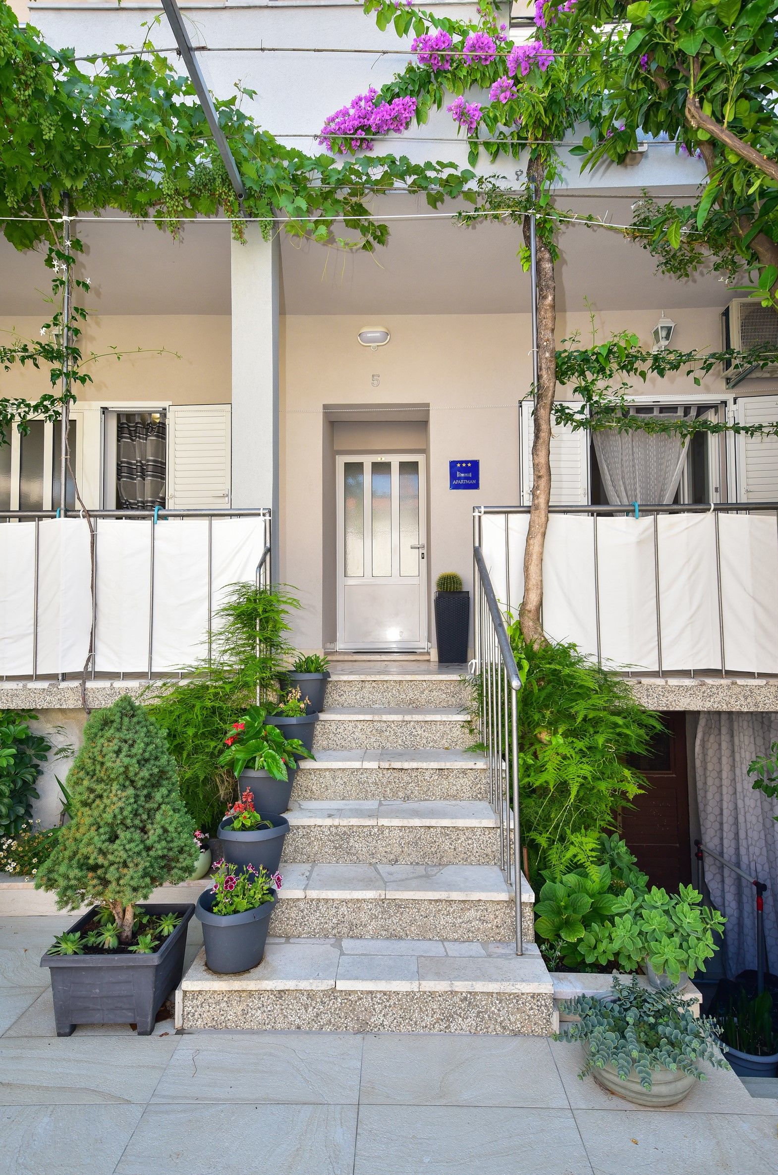 Apartments Bernarda - A4 - Makarska