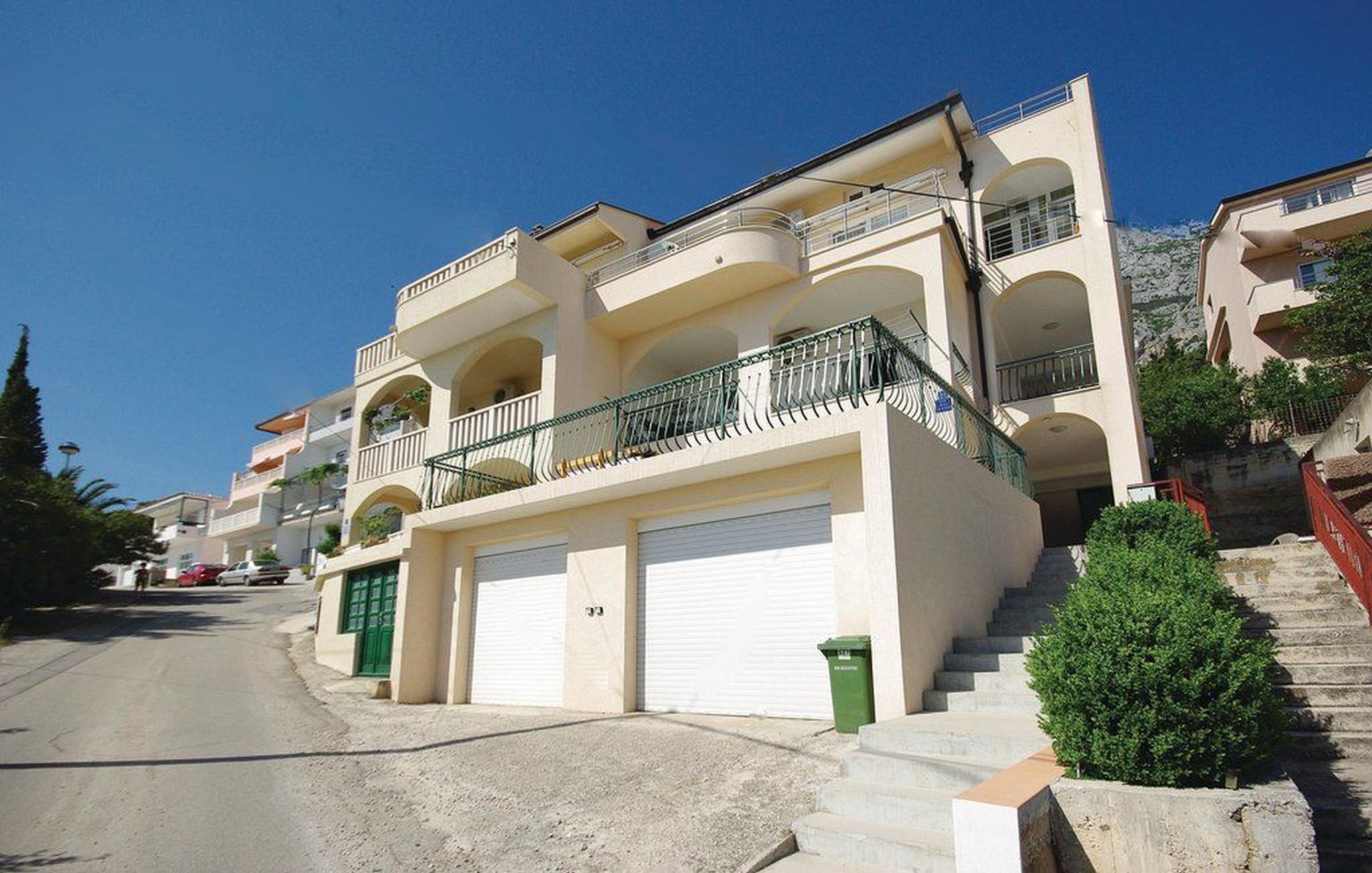Apartments Pavlinović - A3 - Makarska