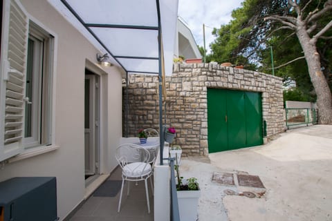 Apartment Roje - Unit 180120-16