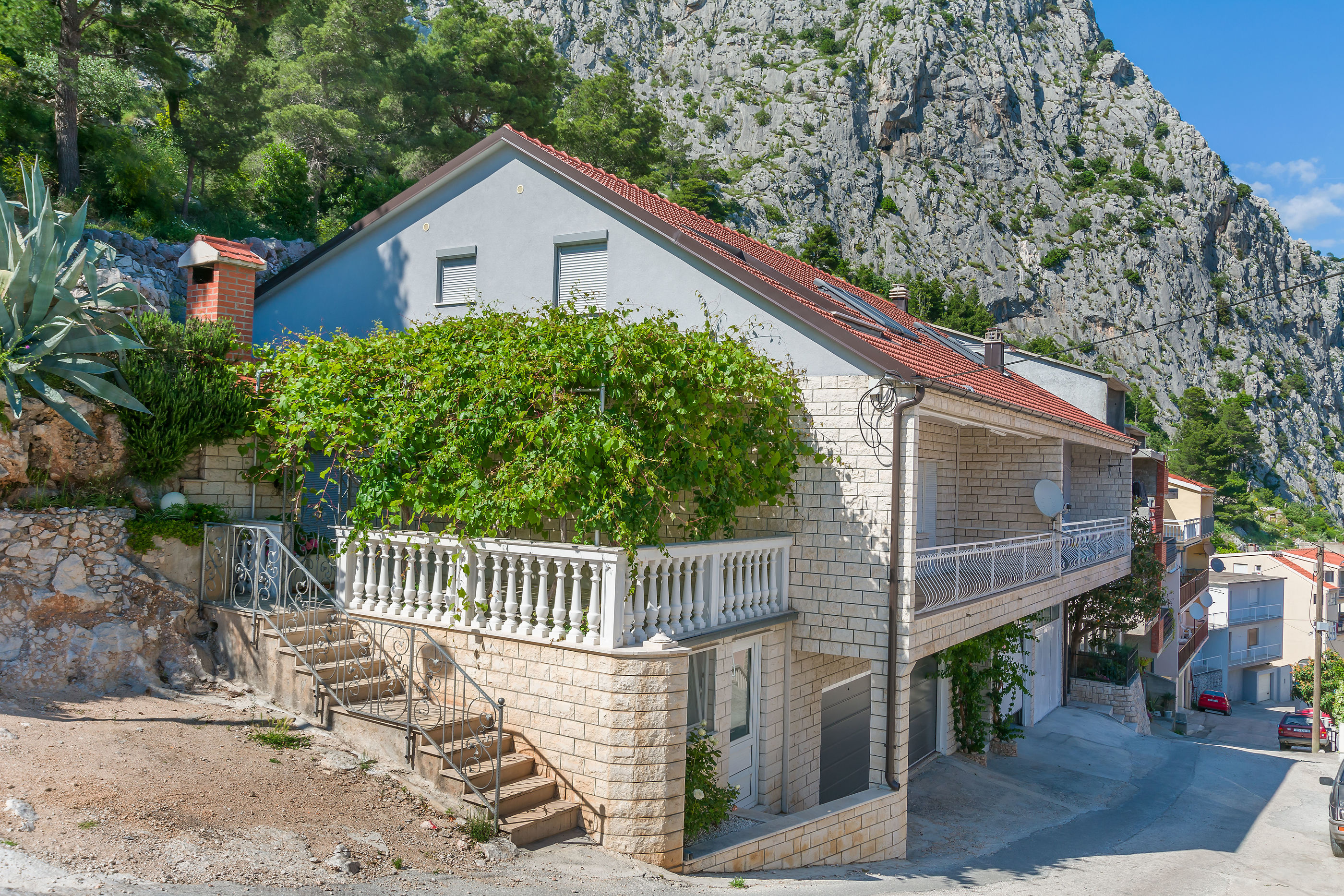 Apartment Adrian - A1 - Omiš Apartment Adrian - A1 - Omiš