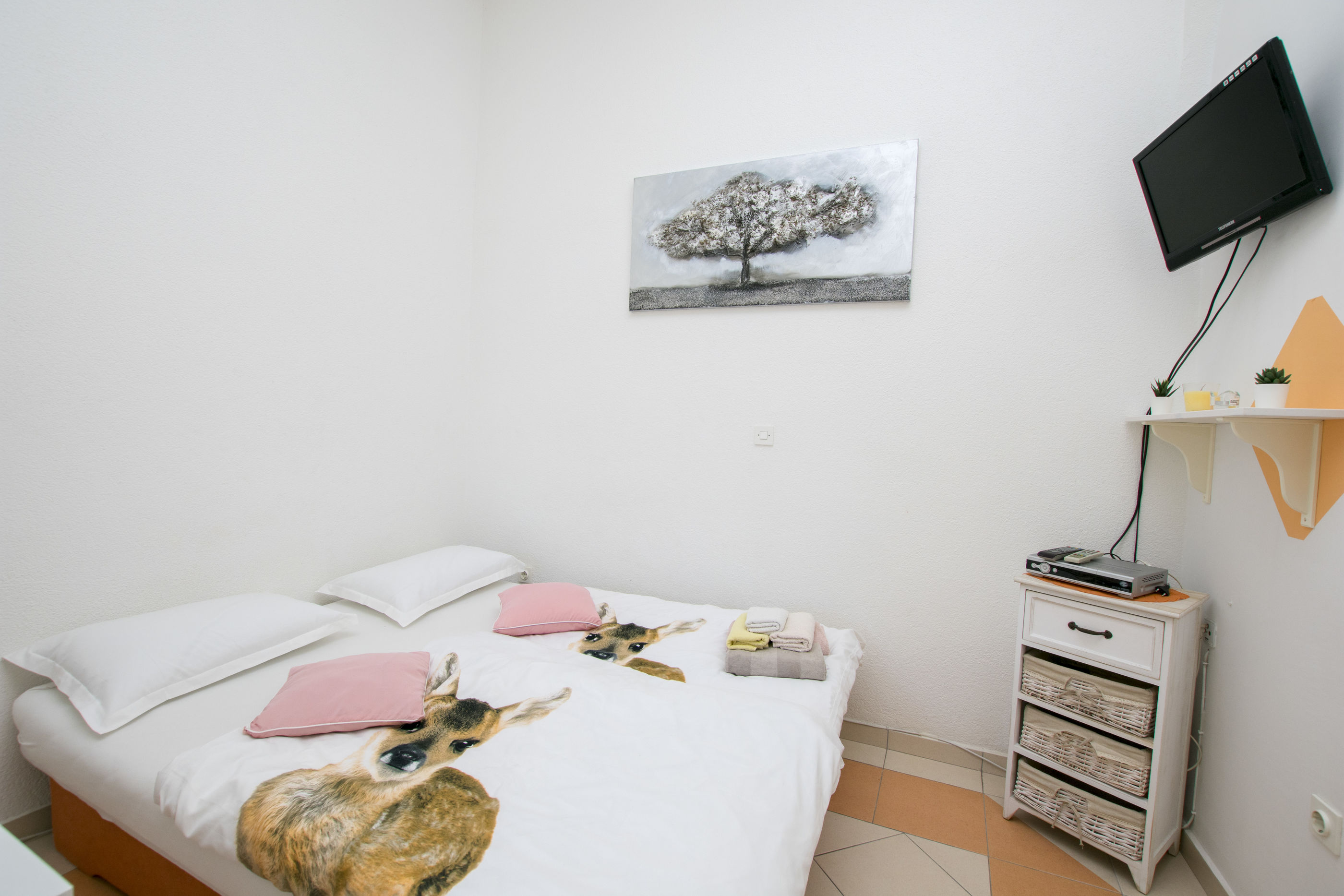 Apartments Neno - A1 - Primošten Apartments Neno - A1 - Primošten