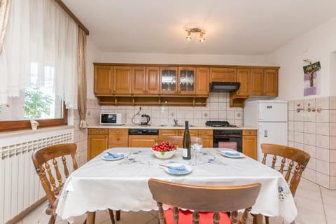 Apartments Božo - Unit 180227-16