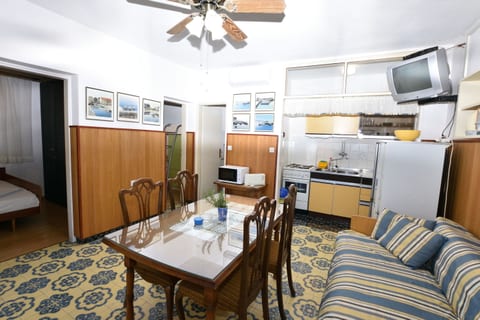 Apartments 2M - Unit 180359-16