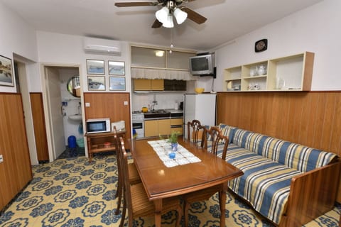 Apartments 2M - Unit 180359-16